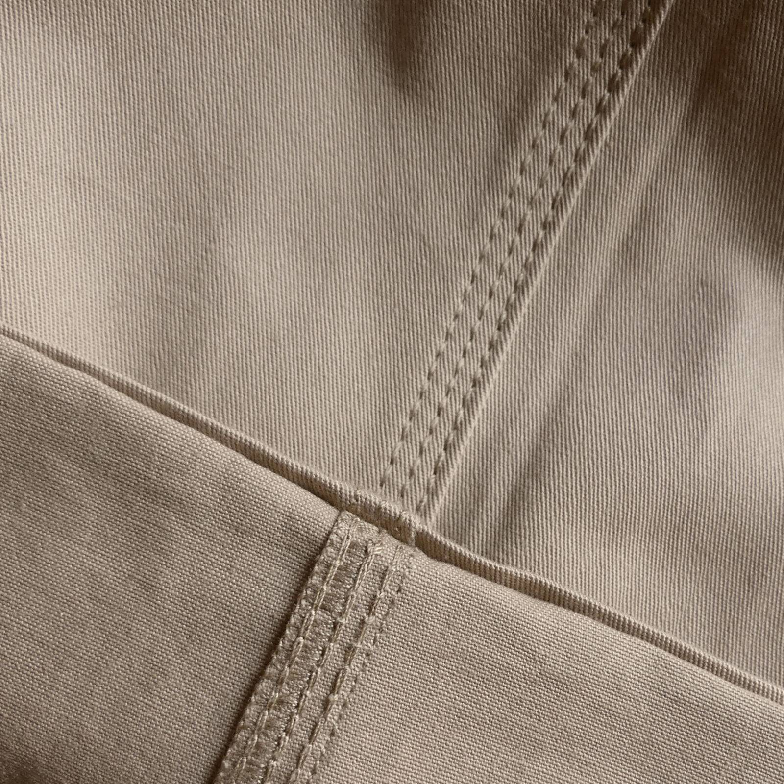 Iceman in cotone kaki by Spirit of St. Louis. Dettaglio del risvolto