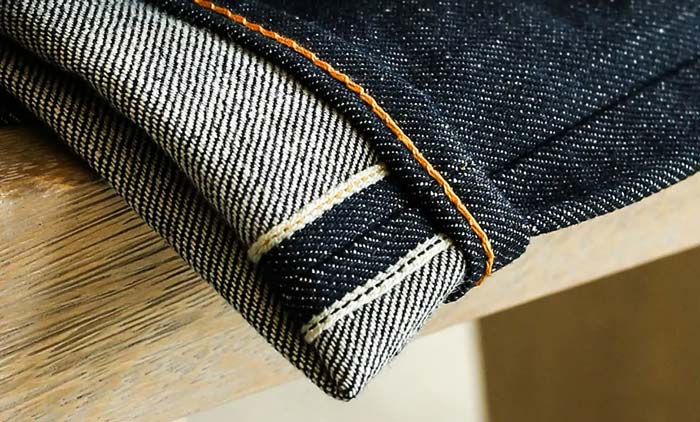 Blue jeans con cimosa