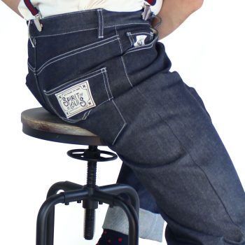 Il jeans di Spirit of St. Louis si presenta in tutto lo splendore del denim giapponese