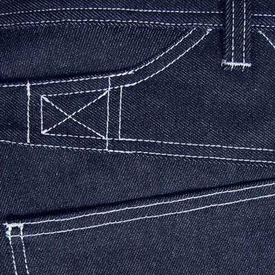 Роскошный итальянский бренд одежды Spirit of St. Louis также отлично подходит для современных образов . Синие джинсы, городская уличная одежда, производство Италия Spirit of St. Louis. Роскошный итальянский бренд одежды Spirit of St. Louis также отлично подходит для современных образов